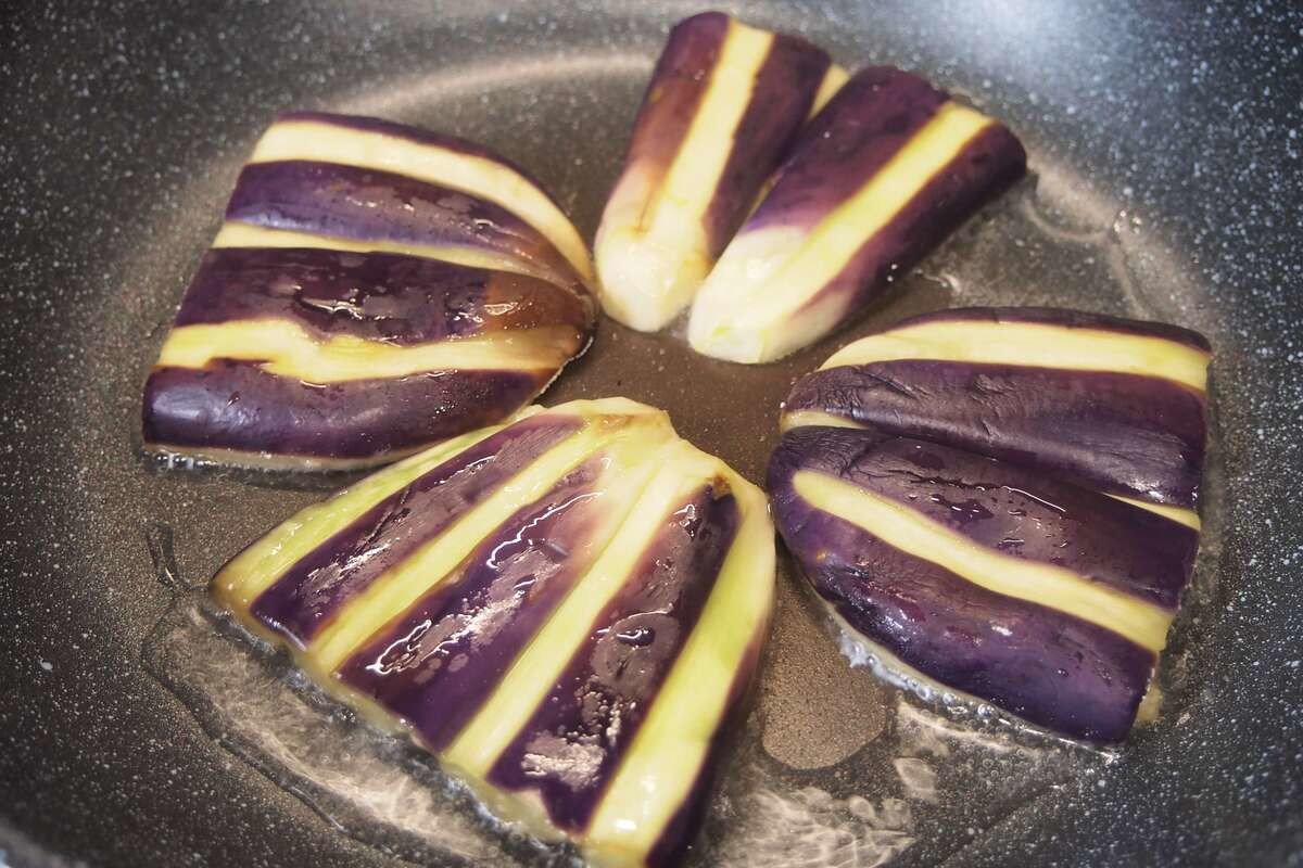 ナスのかば焼き丼