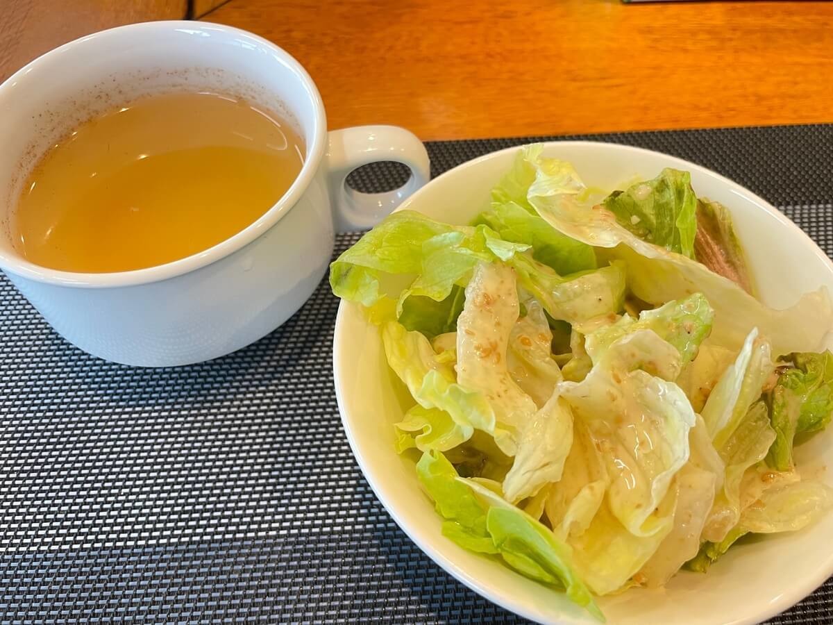 「バナナマンのせっかくグルメ」で紹介！『カレーハウスいんでいら』