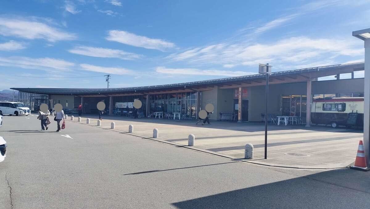 「道の駅 ヘルシーテラス佐久南」