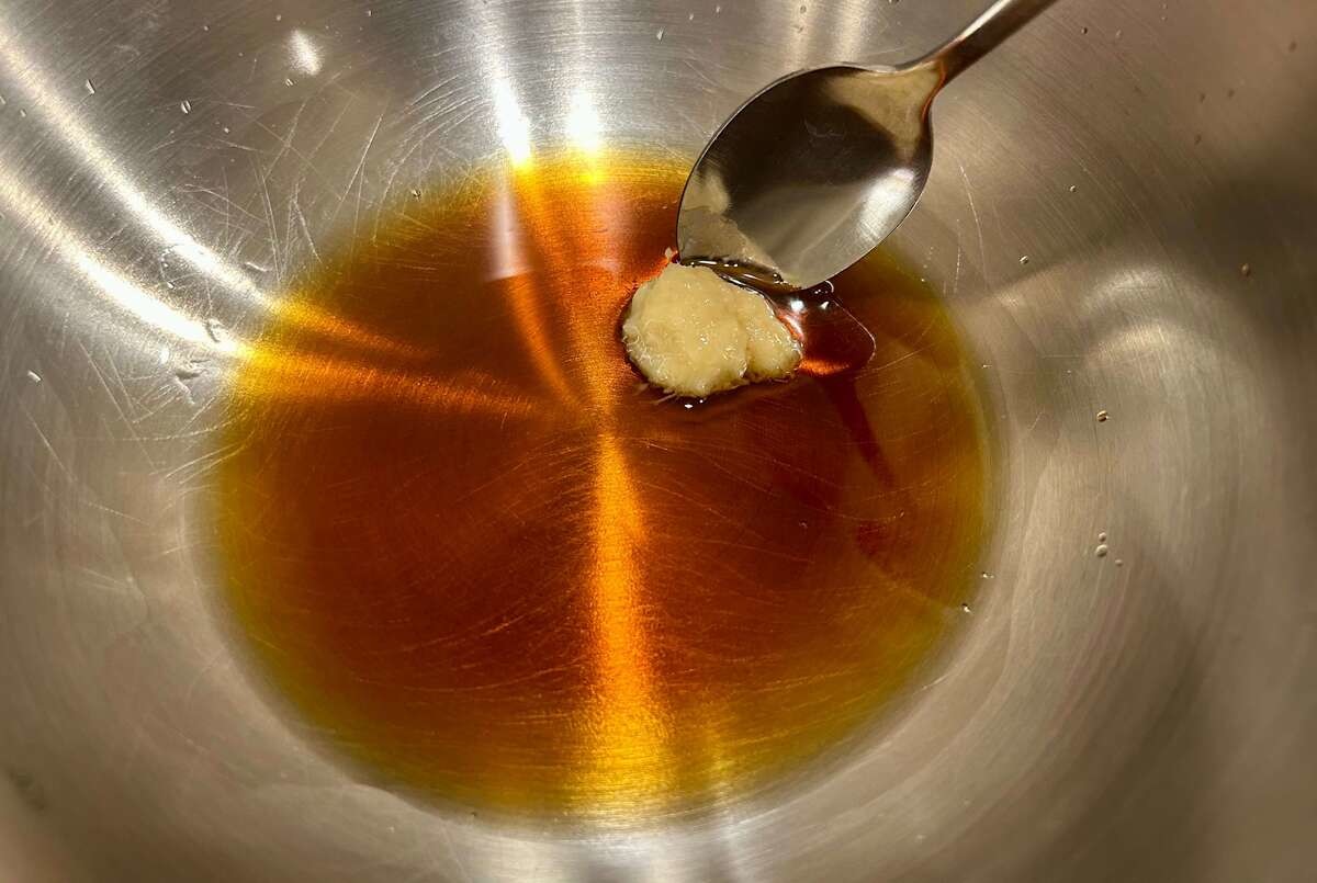 「鮭のゴマ照り焼き」