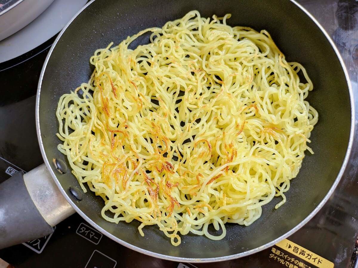 栗原はるみさん「豚肉と小松菜のあんかけ焼きそば」