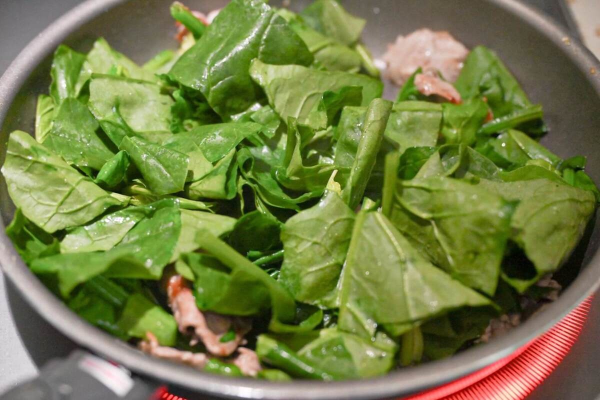 ミツカン「豚肉とほうれん草のとろたまバタぽん炒め」