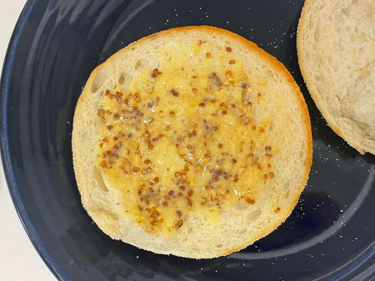 Pasco公式「カリカリマフィンのベーコンエッグ」