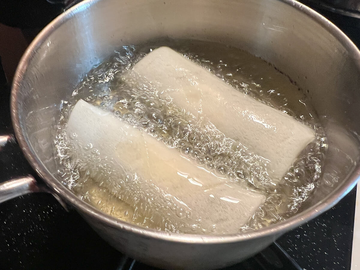 春菊と豚肉の春巻き