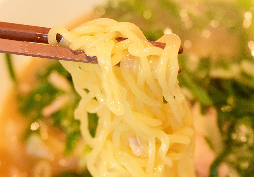 日高屋「肉ニラらーめん」実食レポ