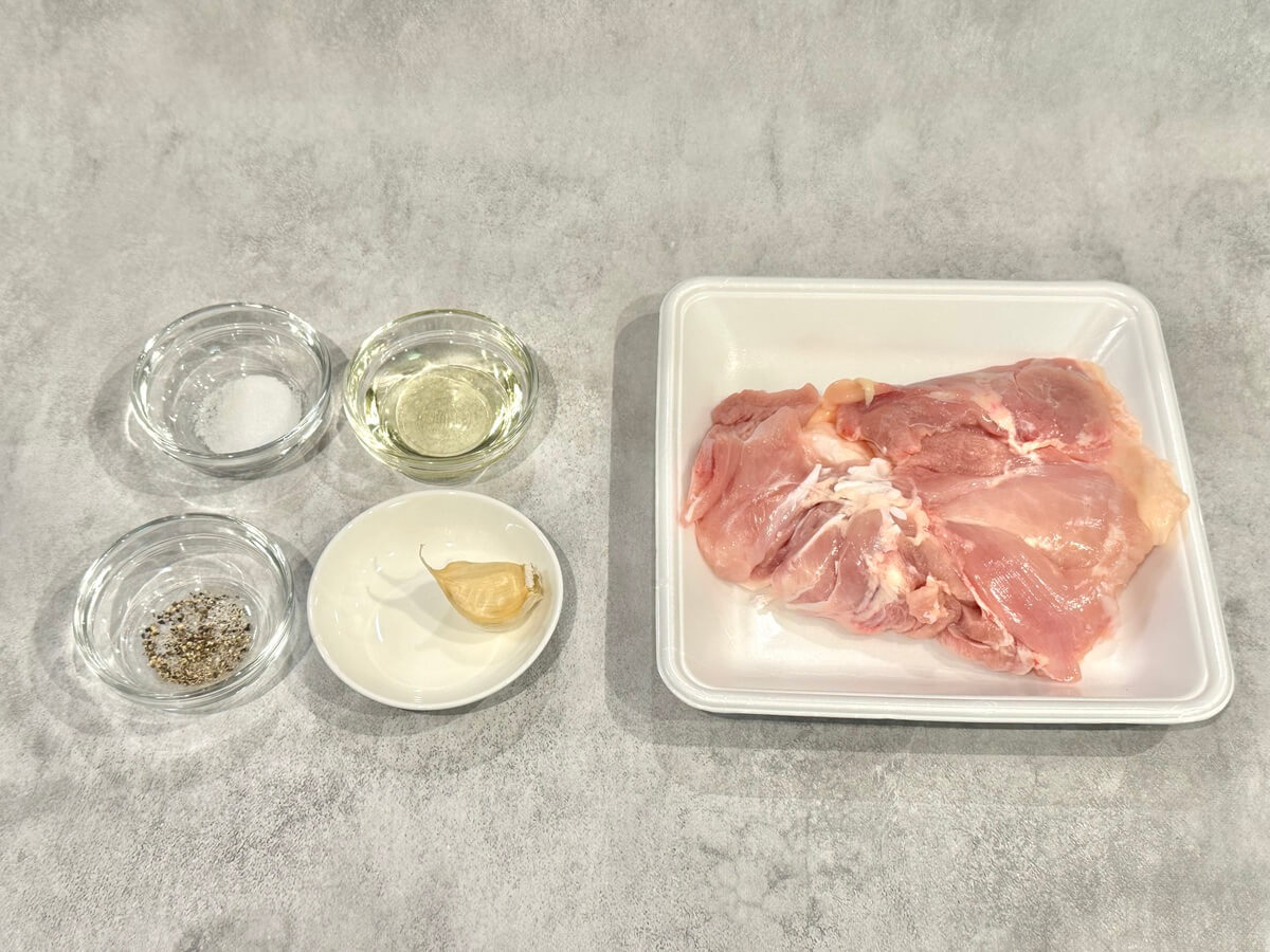 鳥羽周作さん「皮パリパリチキンステーキ」