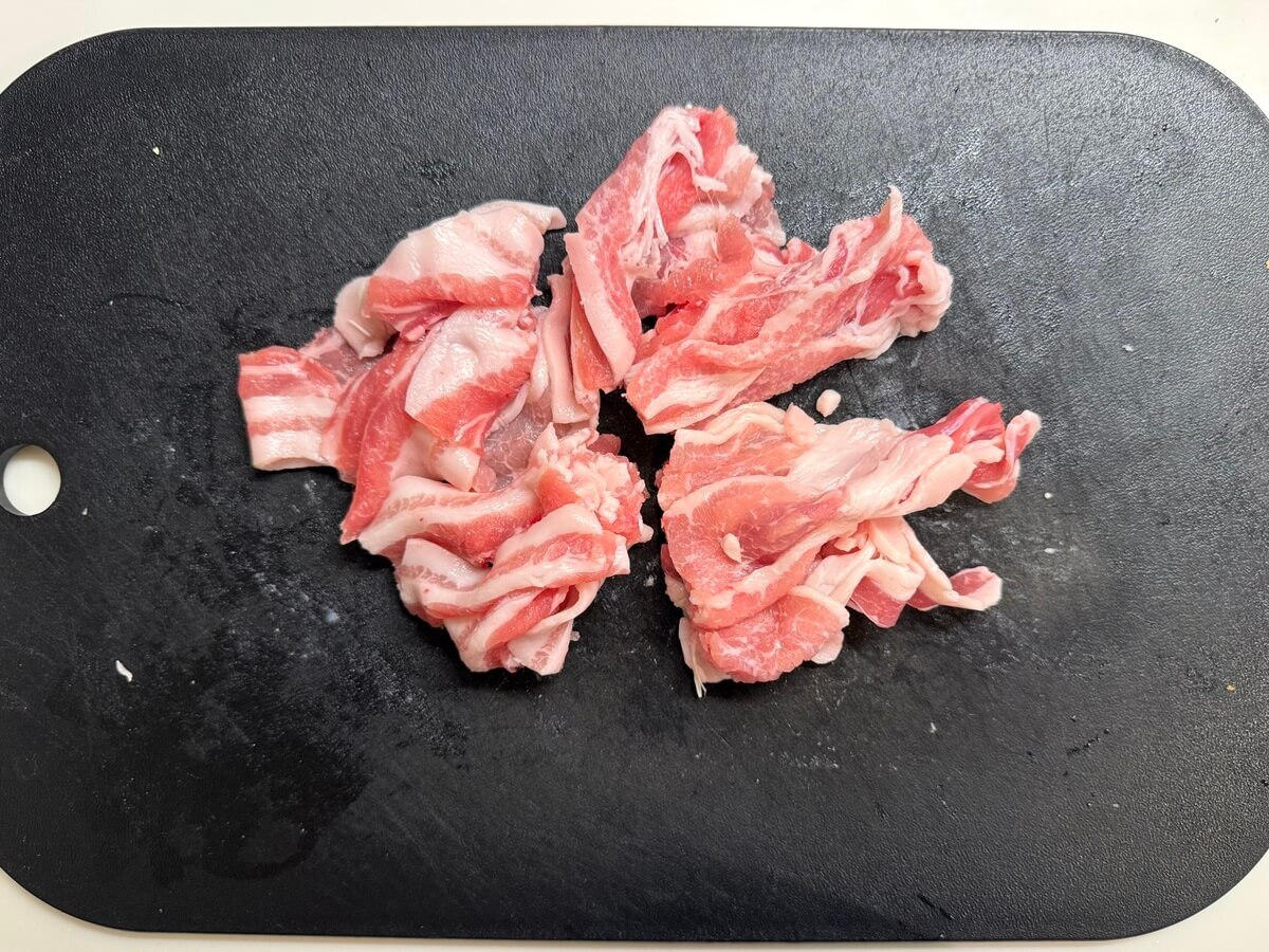 ざく切りキャベツと豚肉の蒸し焼き