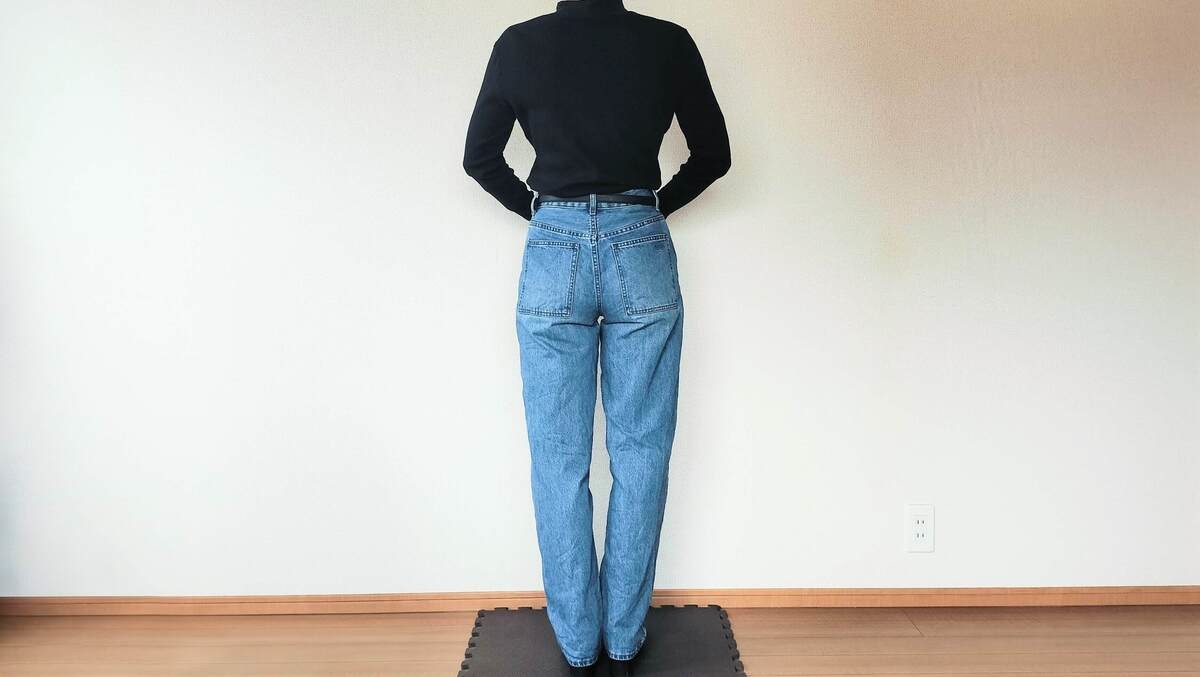 ユニクロの「バギージーンズ」