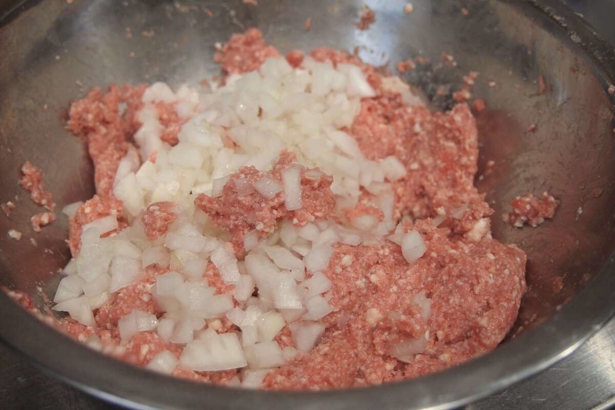 ピーマンの肉づめ