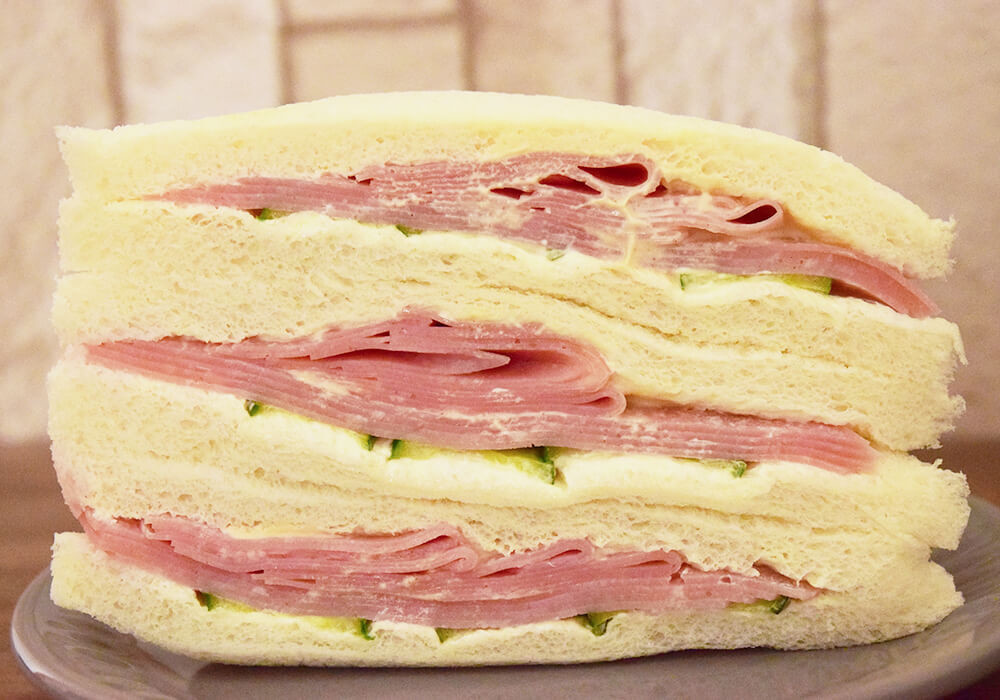 今回もローソン「盛りすぎチャレンジ」の商品は売れ行き好調