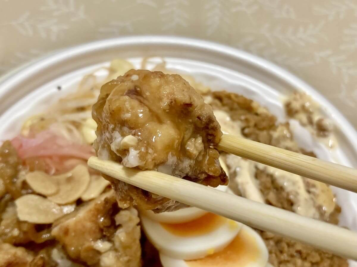 ファミマ「月見背徳メシ」