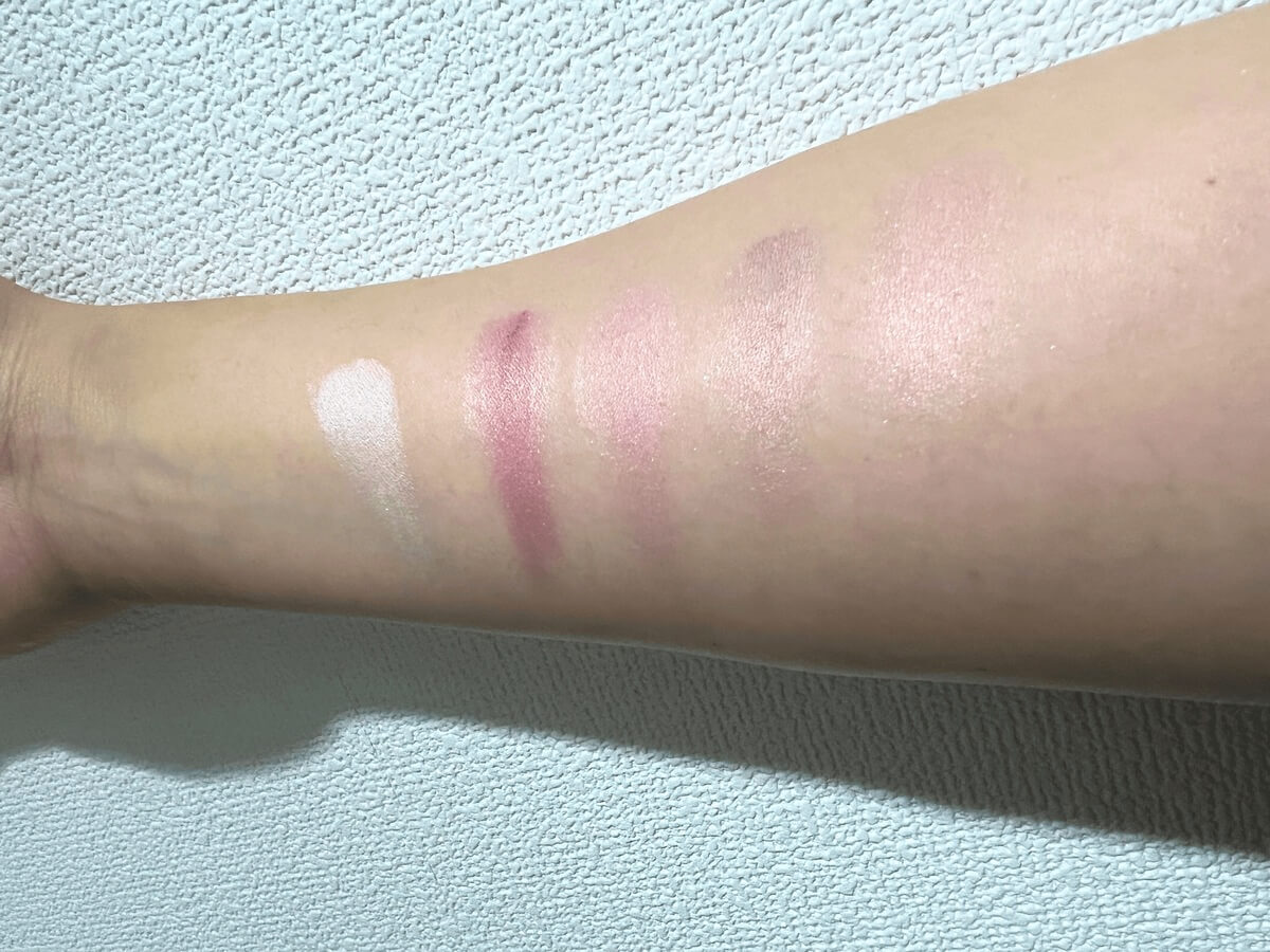 3COINS and us のホリデーコスメ