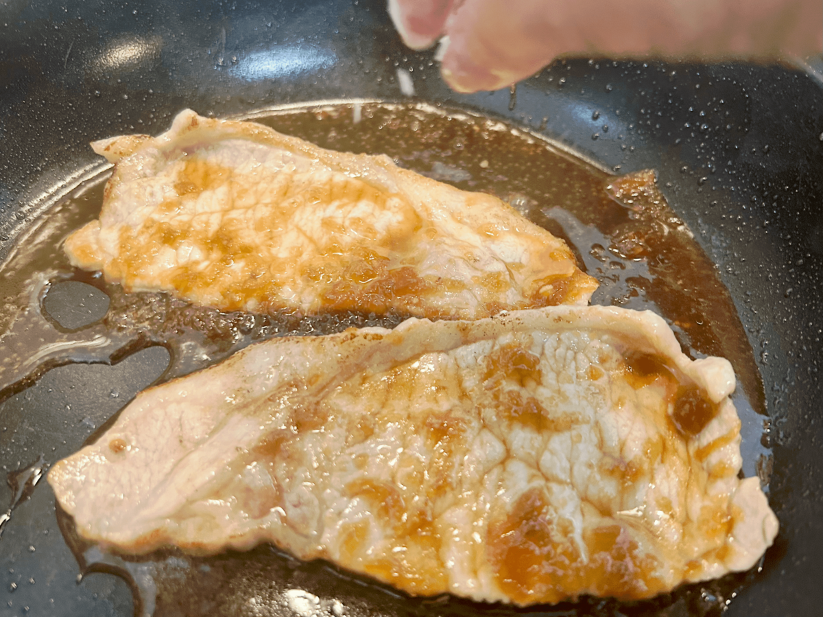 兵藤智さん「豚のしょうが焼き」のレシピ