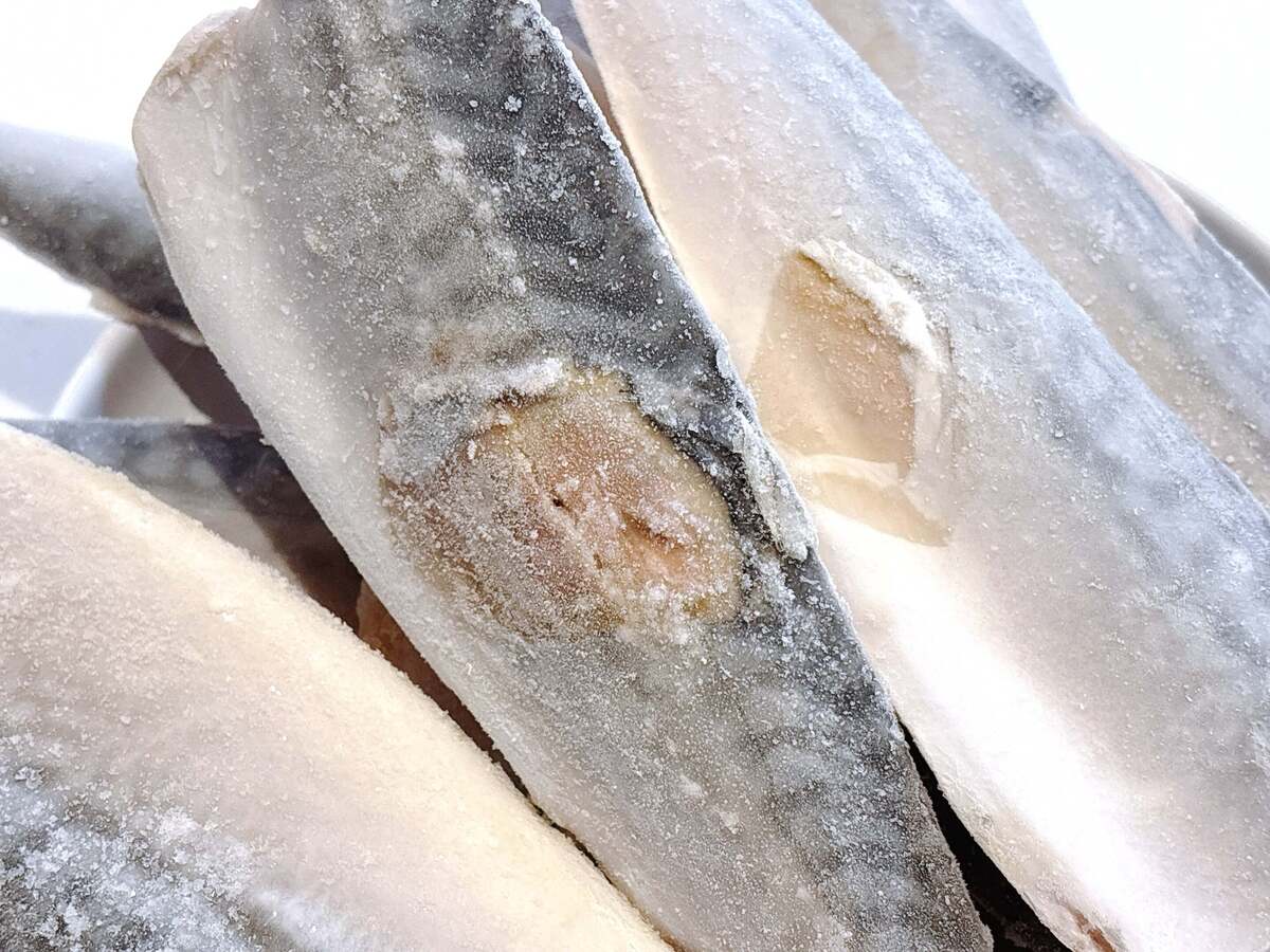 【1kgぎっしり】骨取り済みのサバが大量～！