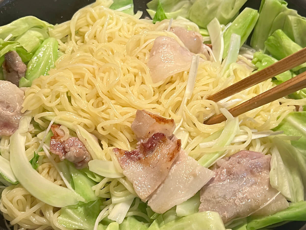 へべす塩やきそば