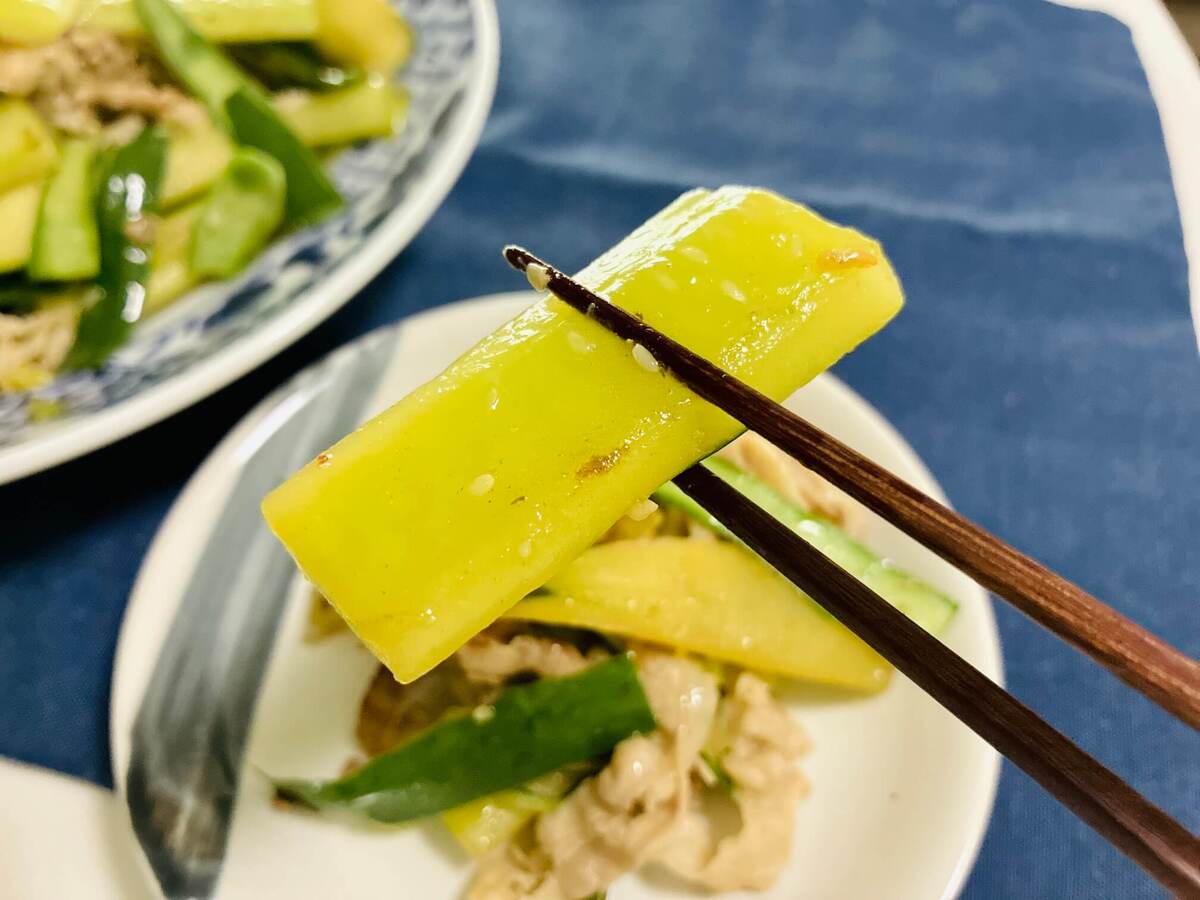 きゅうりと豚バラのにんにく塩炒め