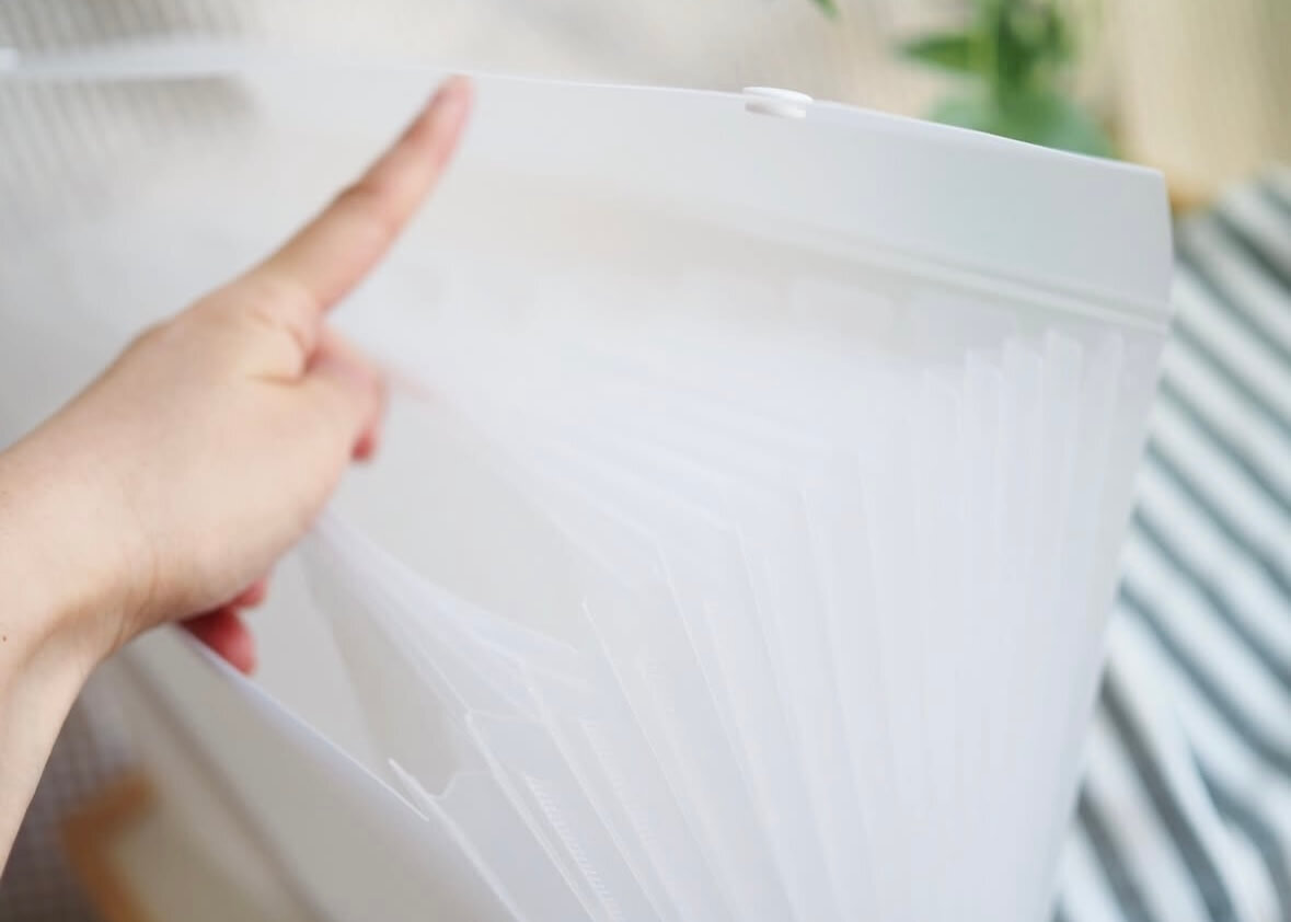 無印良品「ポリプロピレンカードホルダー」