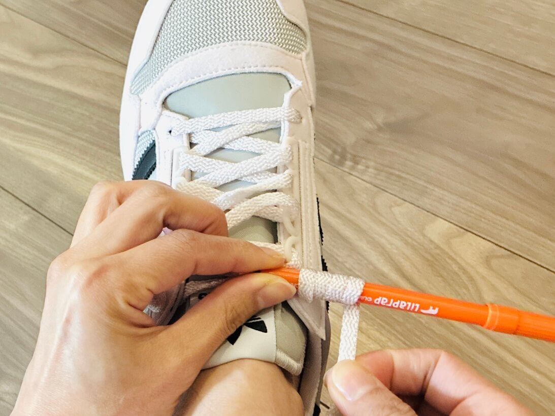 スニーカーの靴紐、もう結ばなくていいの！？