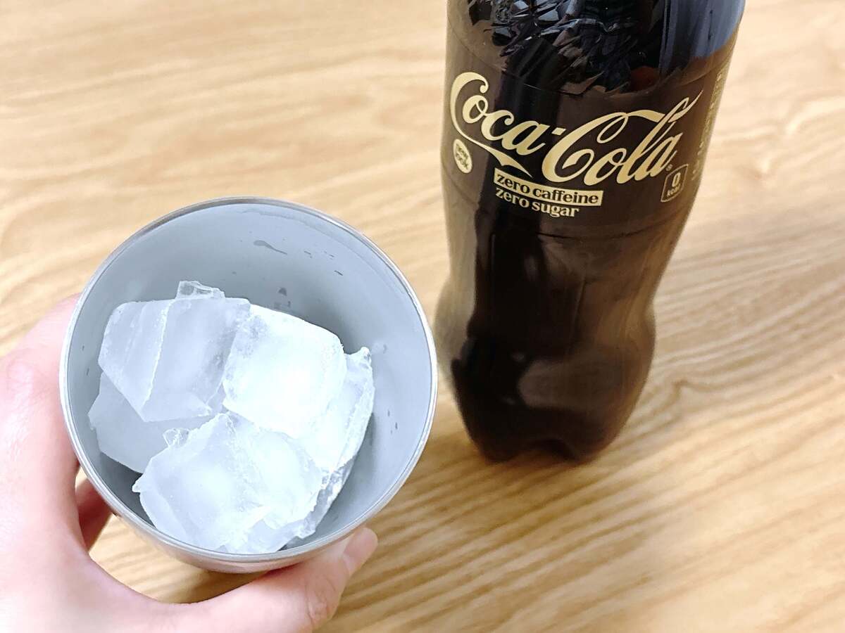 炭酸を逃がしてしまう「NGな飲み方や置き方」