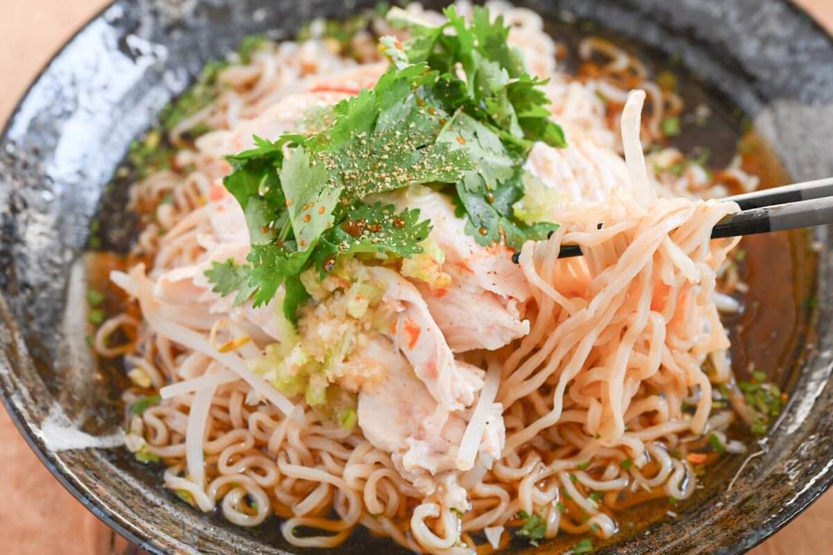サンヨー食品公式「よだれ鶏の冷やしラーメン」