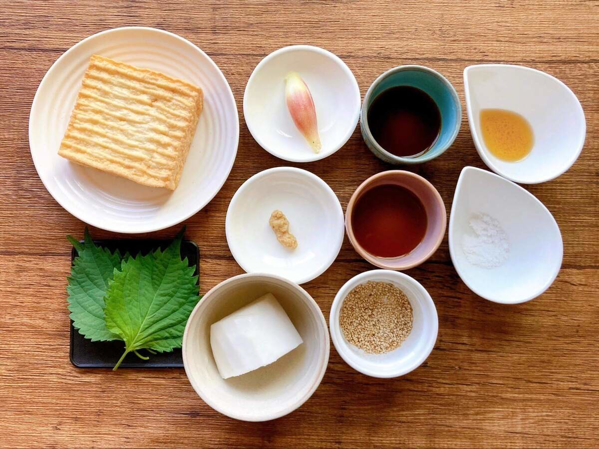 「味付けはおろしポン酢でさっぱりと！厚揚げ焼きのみぞれ」のレシピ