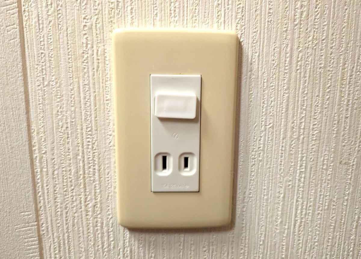 【セリア】減災に使えるベビー・電気グッズ3選