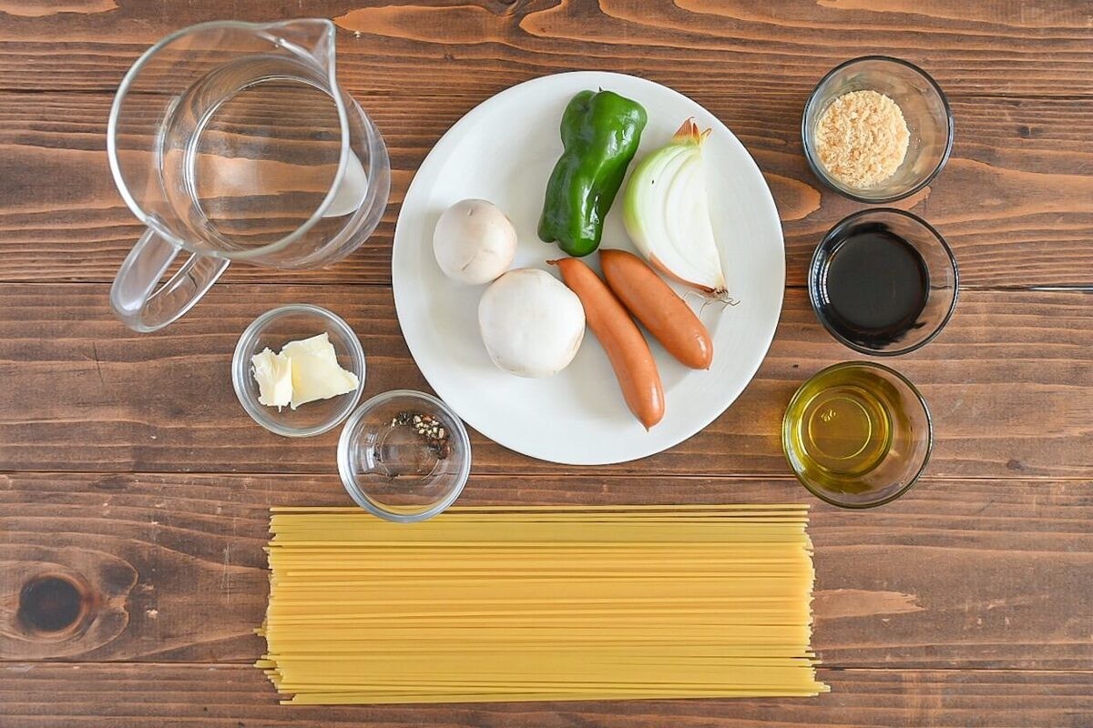 鳥羽周作さん「めんつゆナポリタン」のレシピ