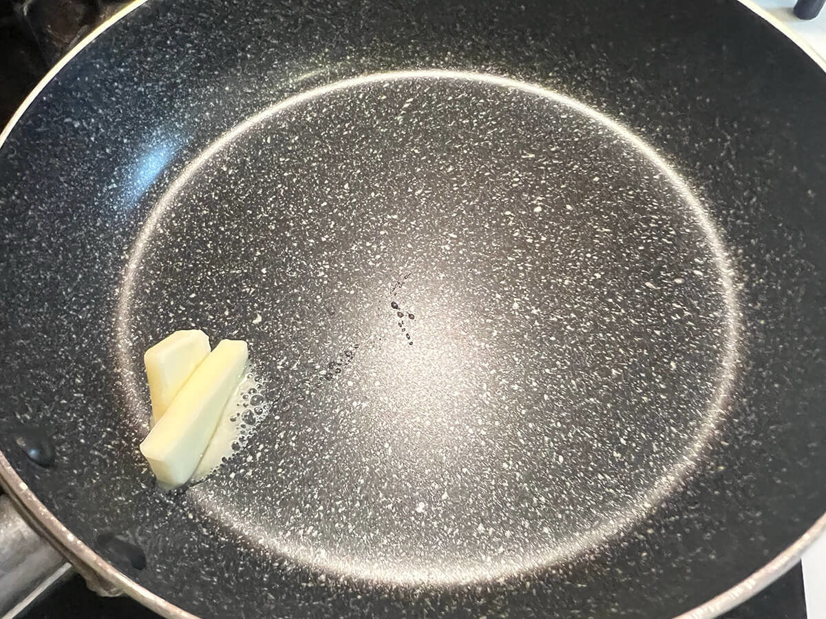 スモークサーモンのクリームパスタ