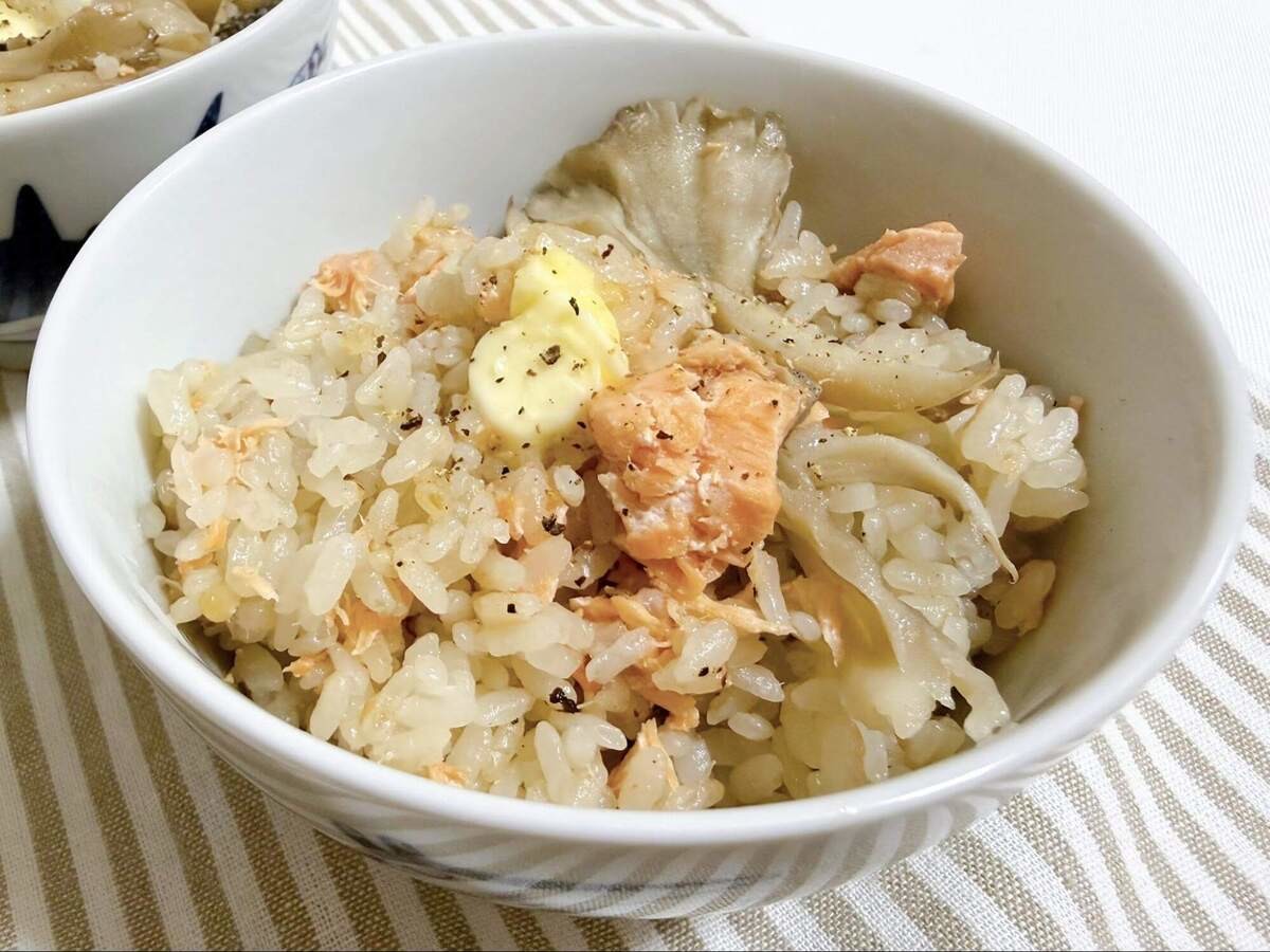 白まいたけと鮭のバター飯