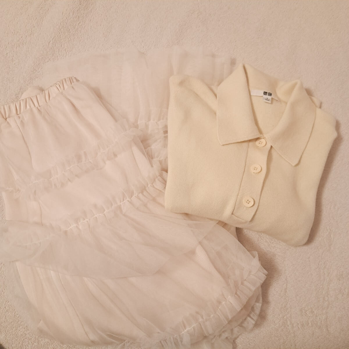 ユニクロ「スムースコットンポロセーター」