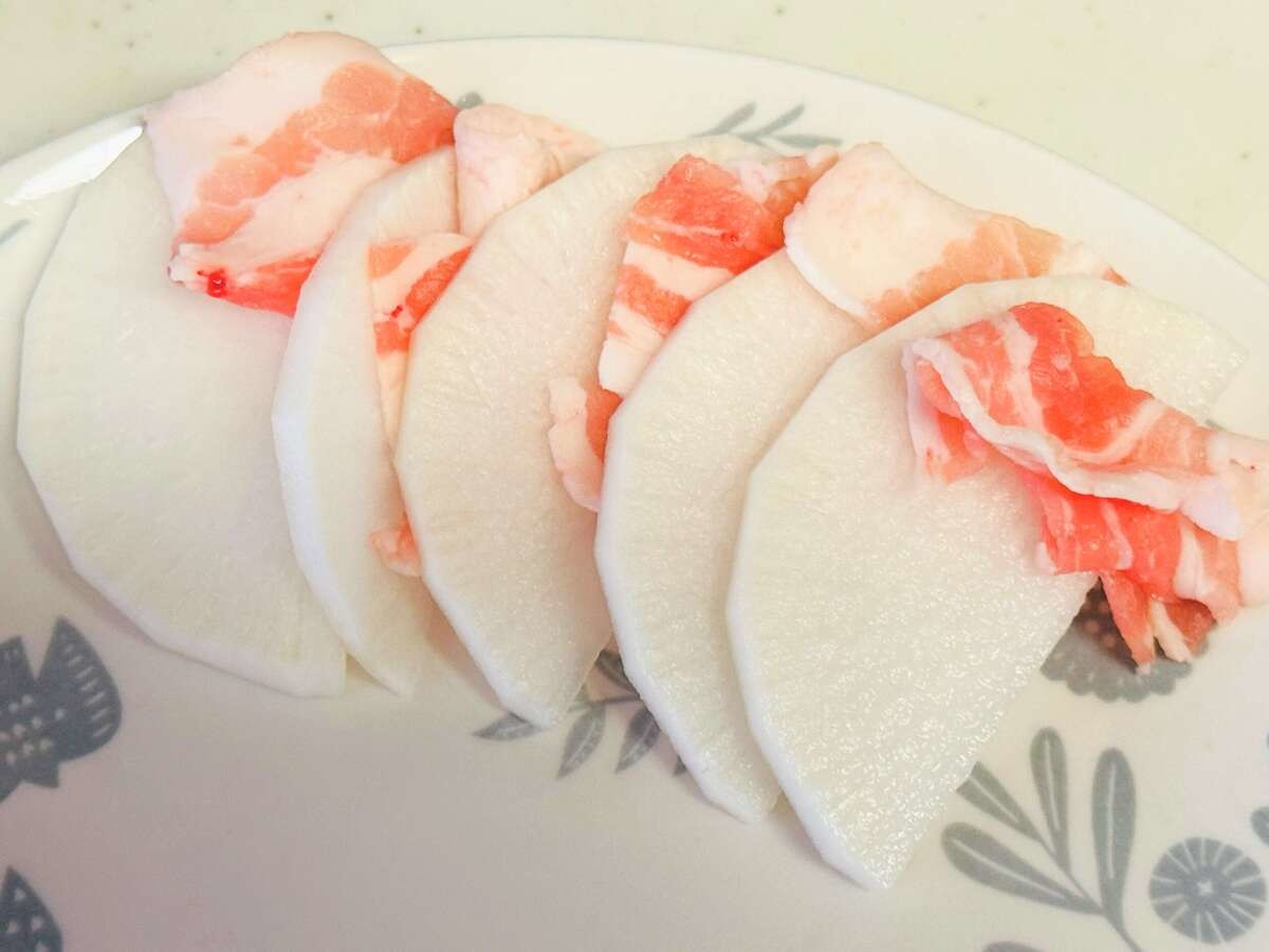 山本ゆりさん考案『大根と豚バラのチン』