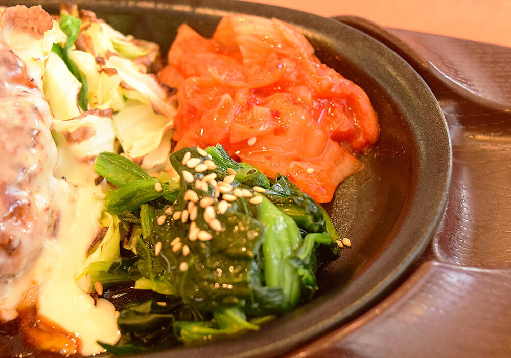 ガスト「チーズONチーズINタッカルビ風ハンバーグ」実食レポ