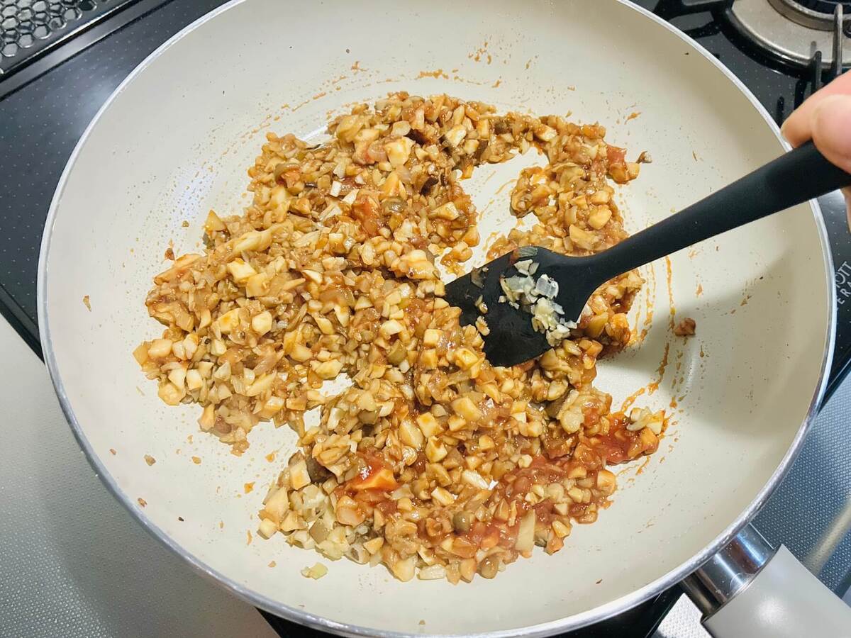 パパイズムさん「きのこで作るミートじゃないソース」