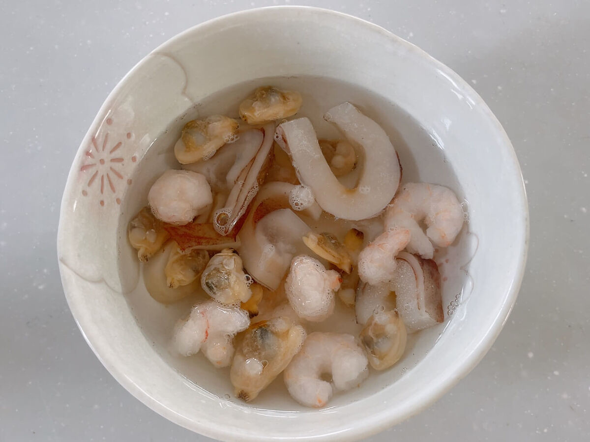 食パンで作るカラフルピザ