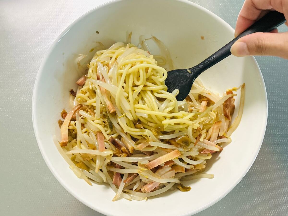 和田明日香さん「和えもやし麺」のレシピ