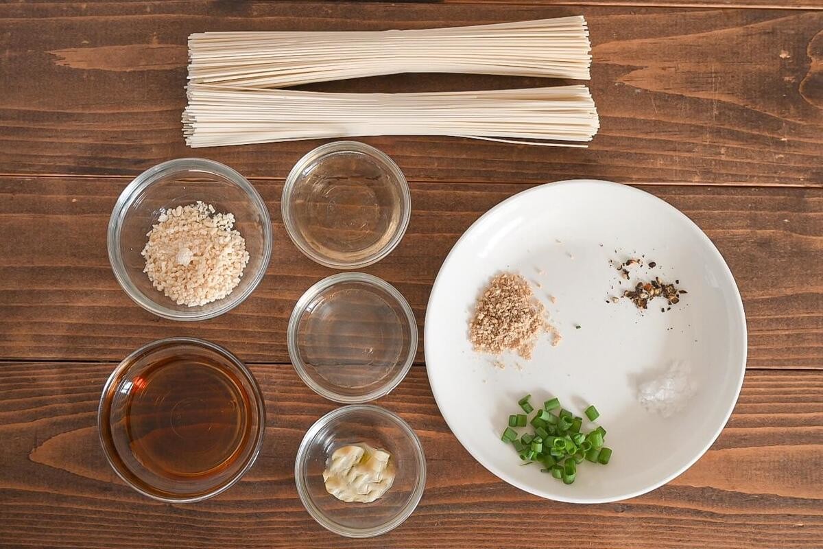 セブンプレミアム「やみつきのうま塩だれ素麺」のレシピ