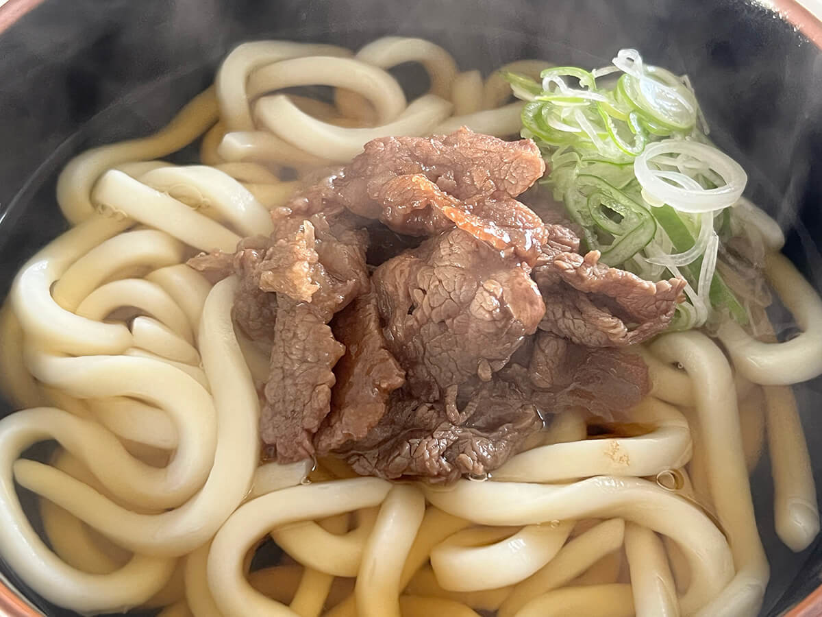 林亮平さん「いりこだしの肉うどん」