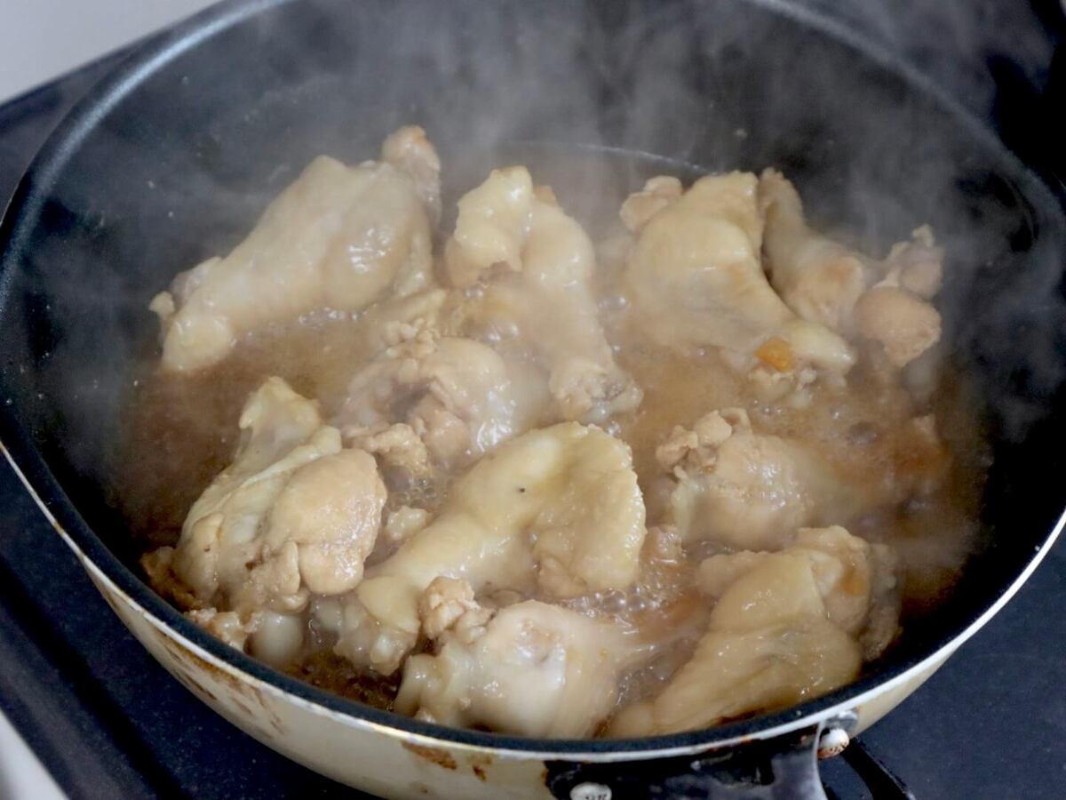 手羽元のマーマレード煮込み