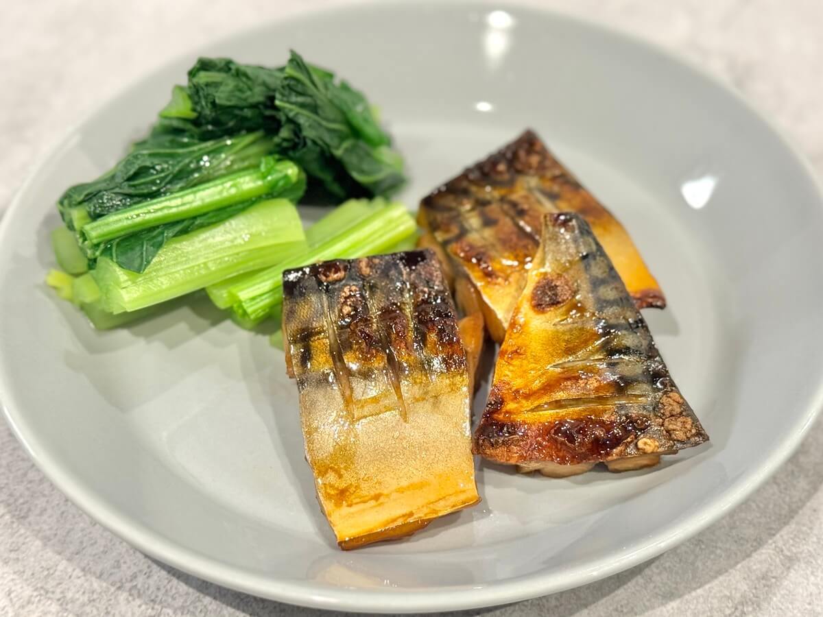 さば（三枚おろし）…2枚 みょうがの甘酢漬け（市販のもの）…適量