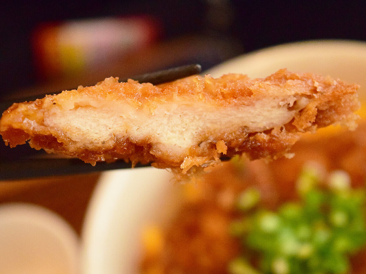ガスト「チキンカツ玉子丼定食」実食レポ