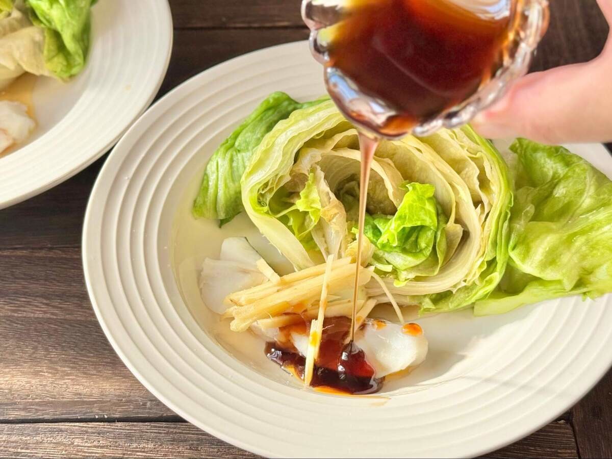 長谷川あかりさん「白身魚とレタスのオイスターソースがけ」