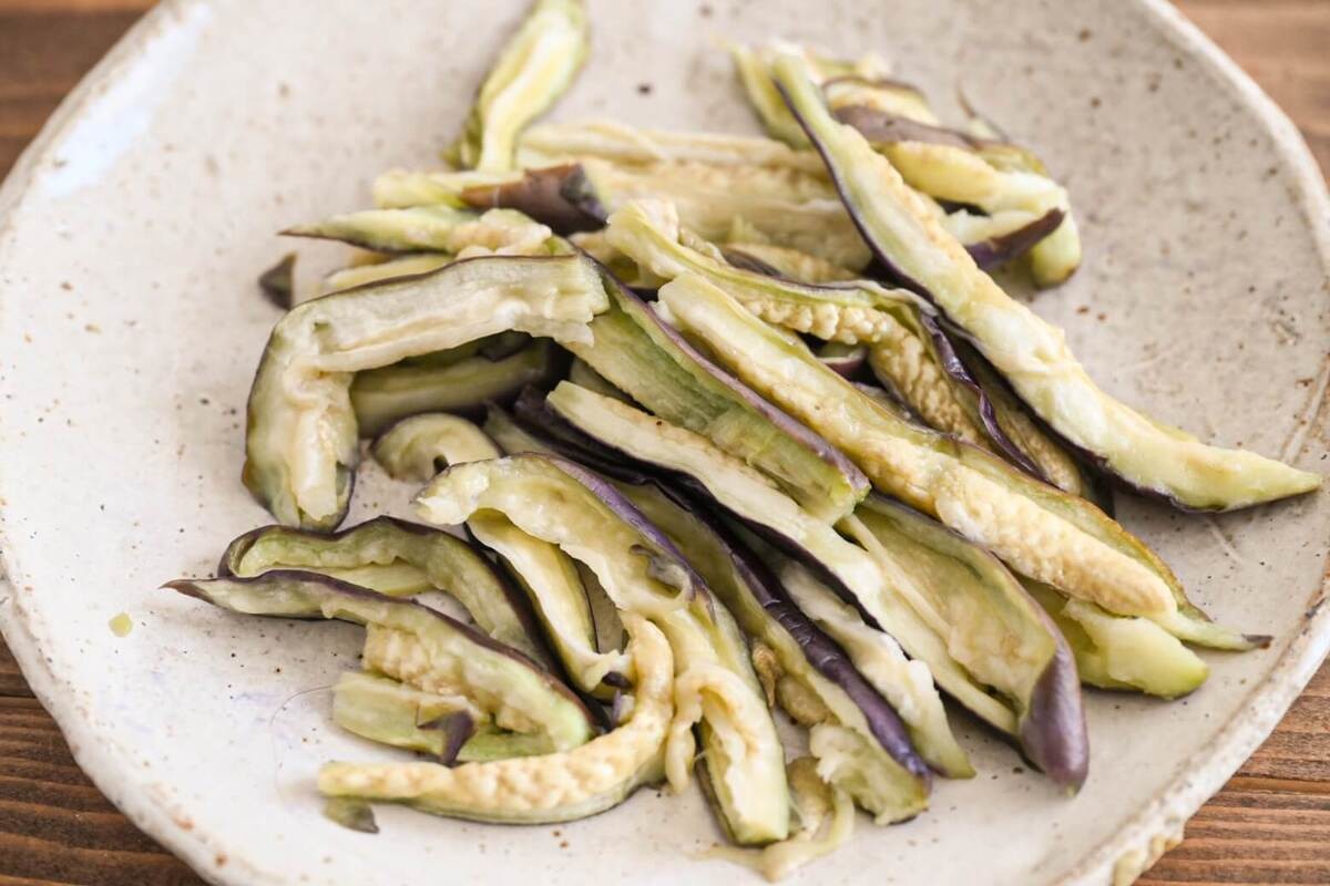 「レンジ蒸しなすのポン酢漬け」