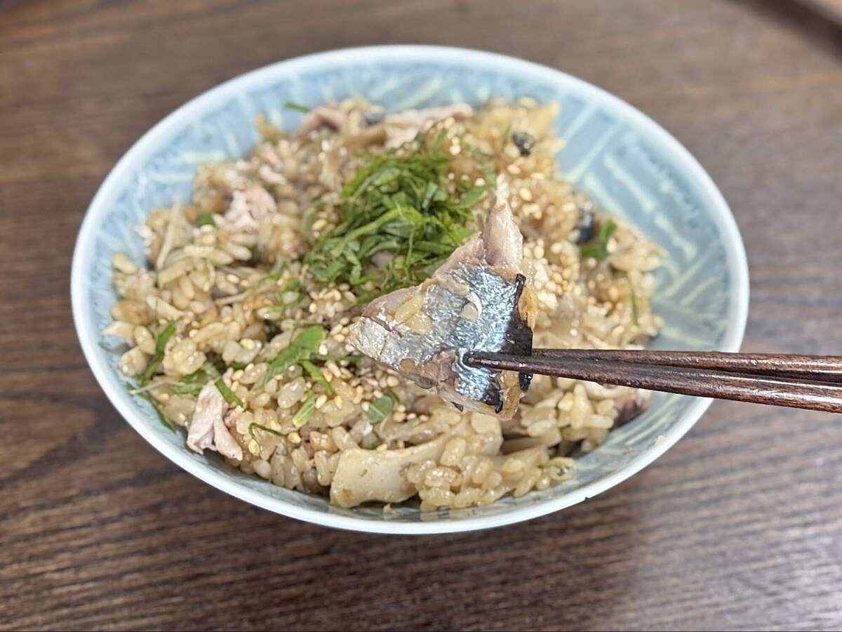 サンマと舞茸の炊き込みご飯
