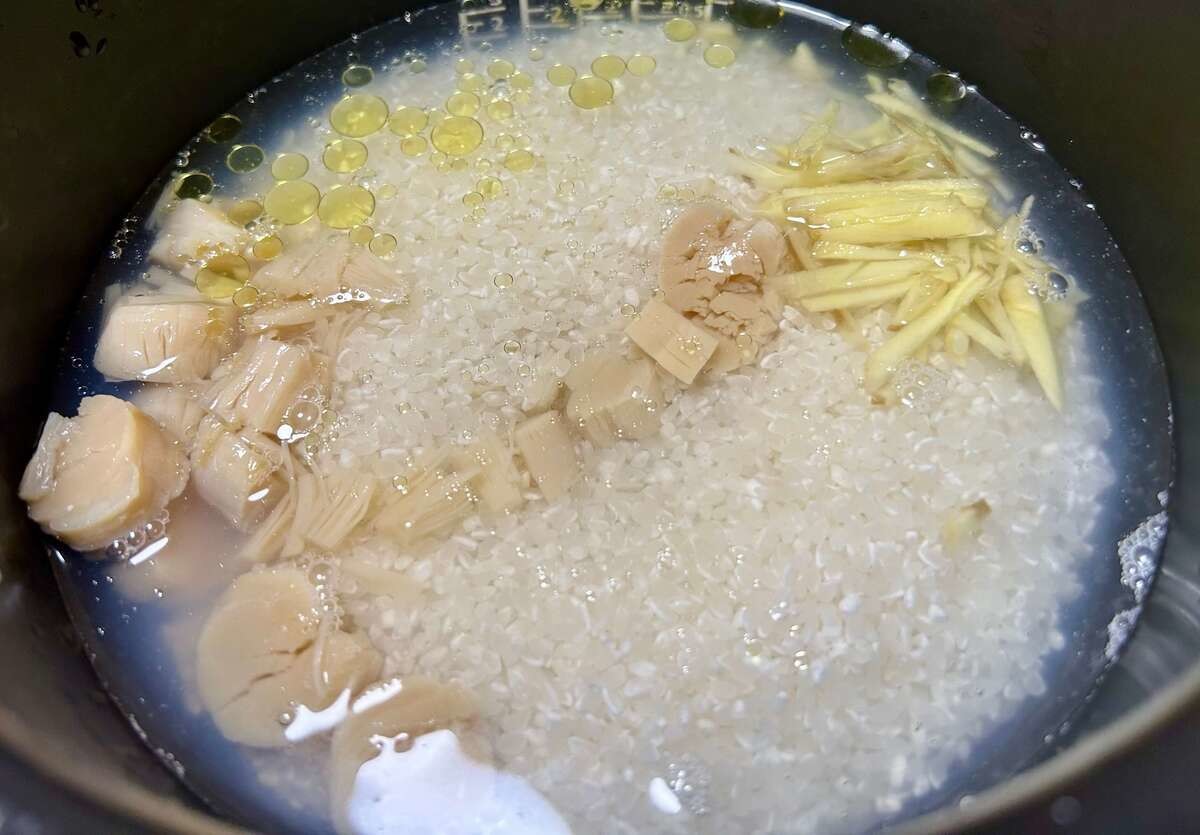 村野明子さん「ホタテの炊き込みごはん」