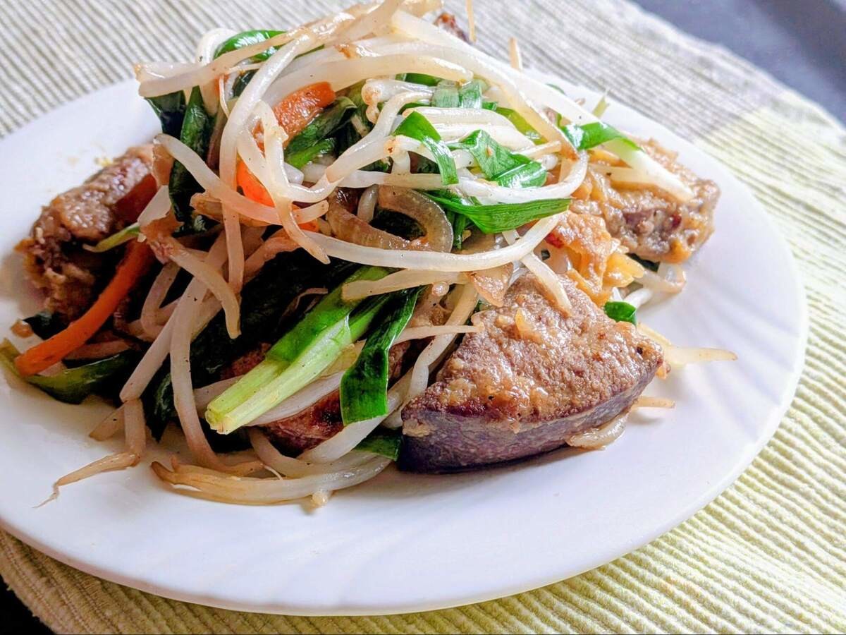 『けんまさきっちん』さん「王将風ニラレバ」のレシピ