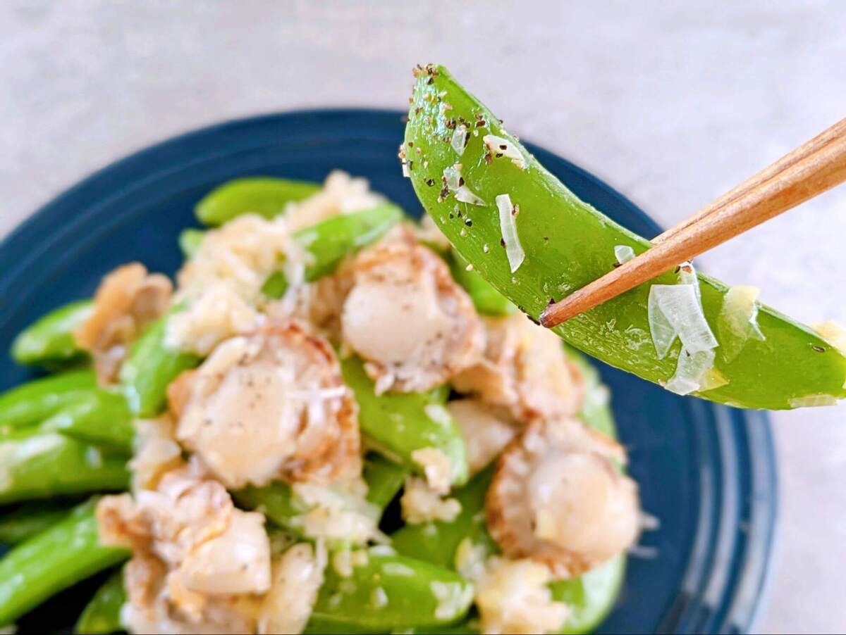 スナップエンドウとホタテのバター炒め