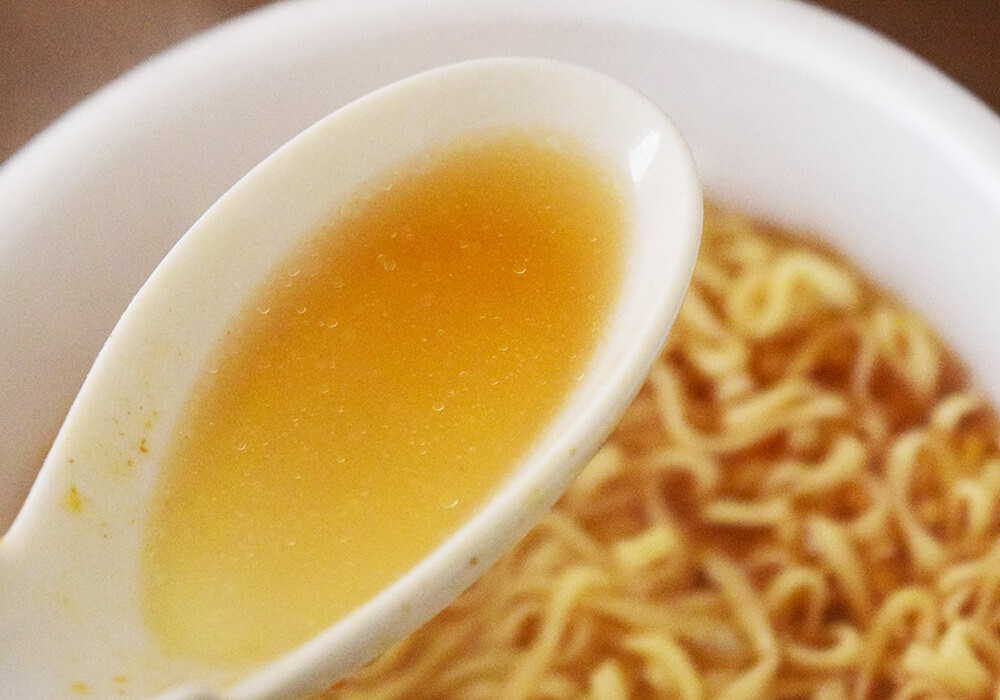 ローソン「麺大盛り 豚コクしょうゆラーメン」