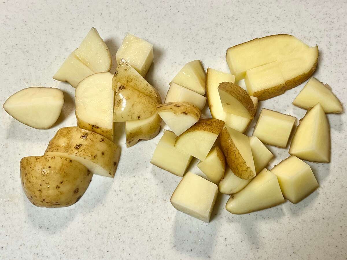 カリカリポテトとウインナーのハーブ炒め