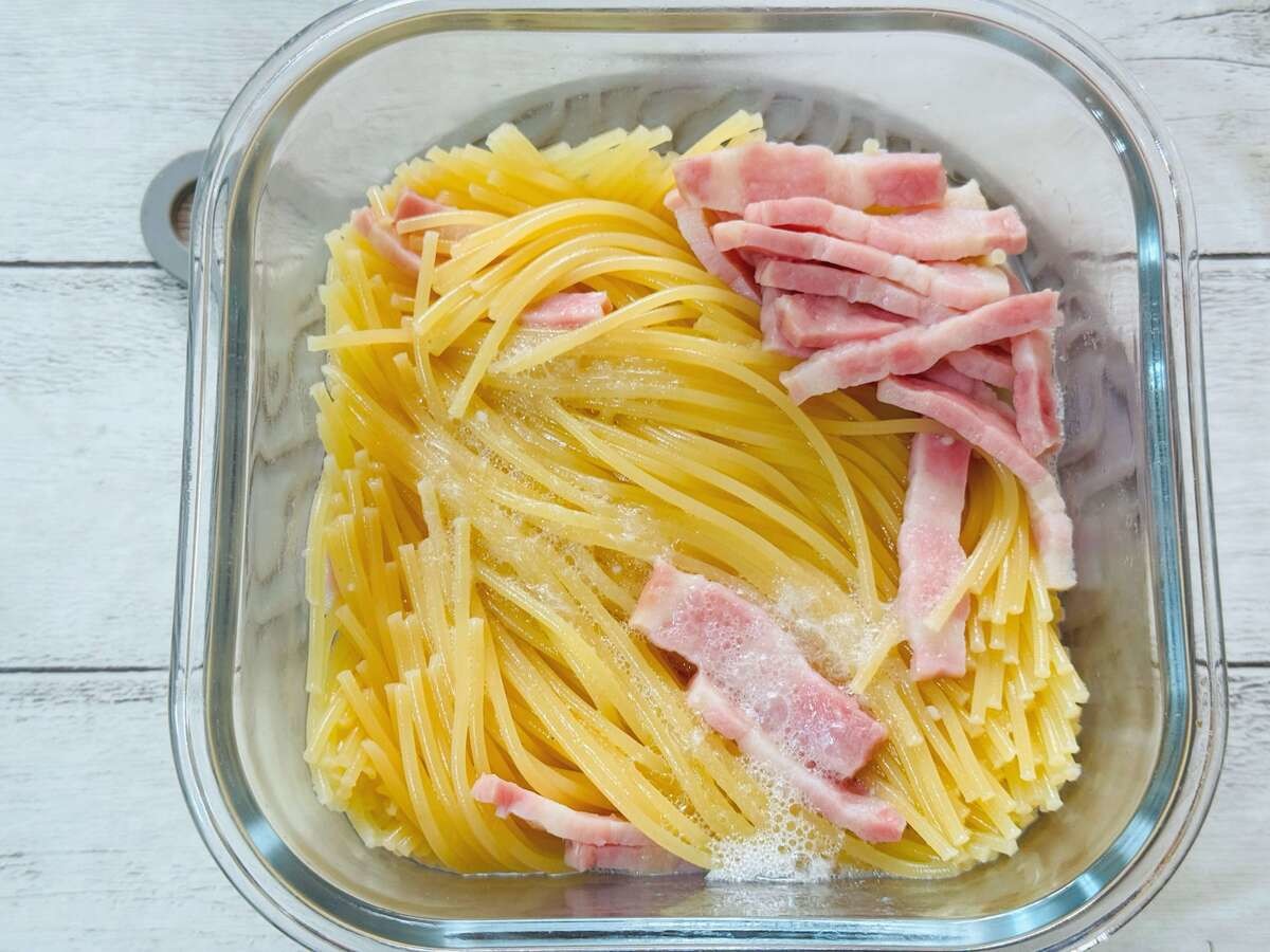 「DAIGOも台所」電子レンジのみで完成！「レンジでカルボナーラ」