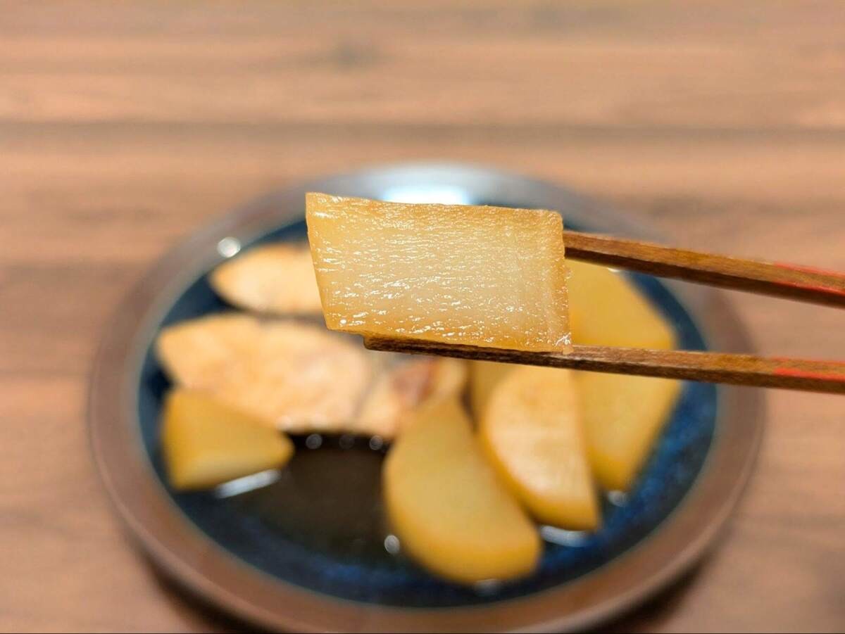 和田明日香さん「時短でもしみるブリ大根」